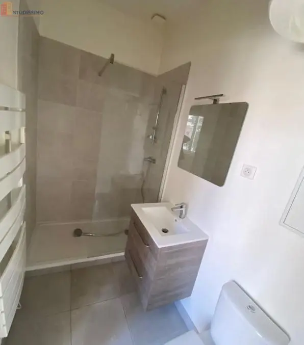 Studio 23m² Saint-Étienne 42000 - Photo 11