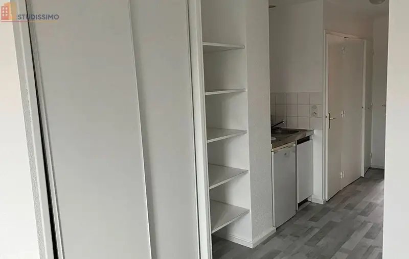 Studio 31m² Roanne - Lumineux, 2e étage - Photo 11