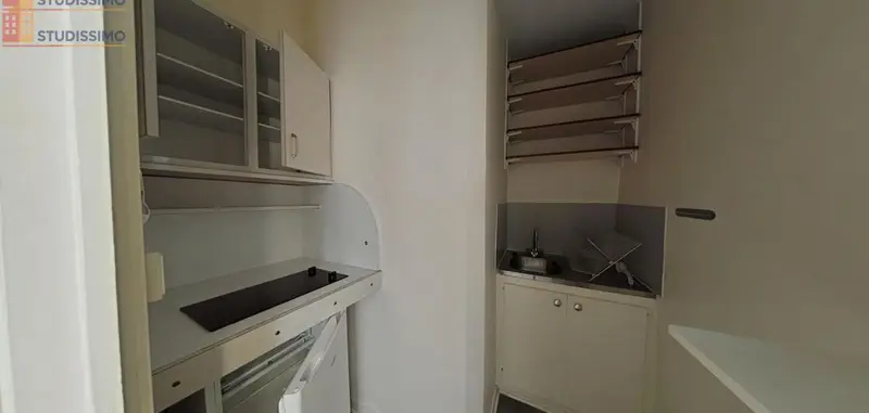 Studio meublé 20m² Saint-Étienne 42000 - Meublé, 2e étage - Photo 1