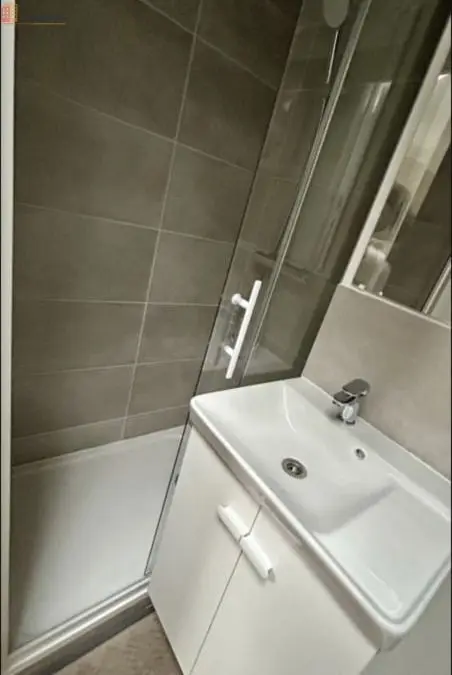 Studio meublé 23m² Saint-Étienne 42100 - Meublé, 3e étage - Photo 4