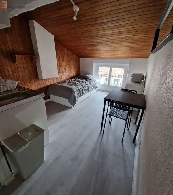 Studio meublé 15m² Saint-Étienne 42000 - Meublé, dernier étage - Photo 7
