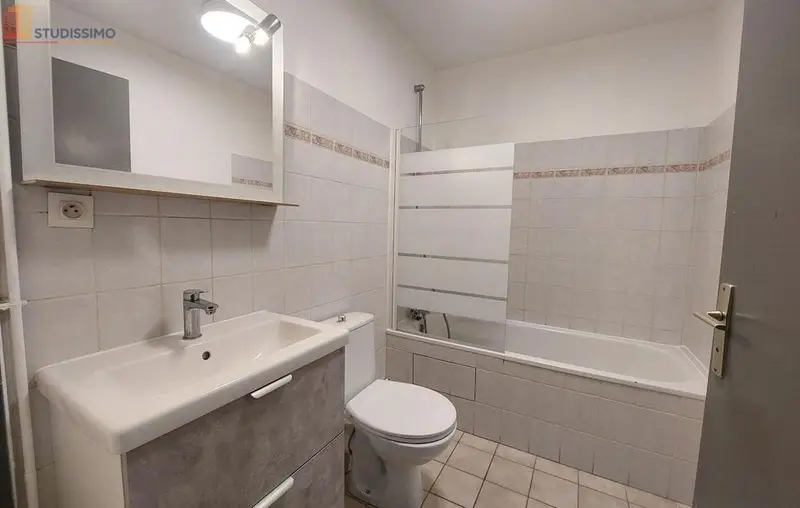 Studio 24m² Saint-Étienne 42000 - Étage 2, DPE C - Photo 2