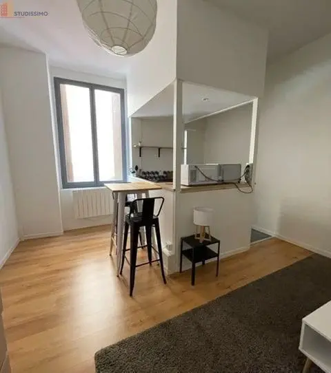 Studio meublé 23m² Saint-Étienne centre - Meublé, 1er étage - Photo 12