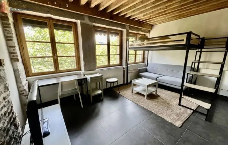 Studio meublé 30m² Saint-Étienne 42000 - Meublé, 3e étage - Photo 1