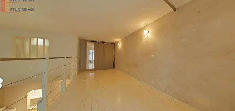 Studio 54m² Saint-Étienne 42000 - Photo 2