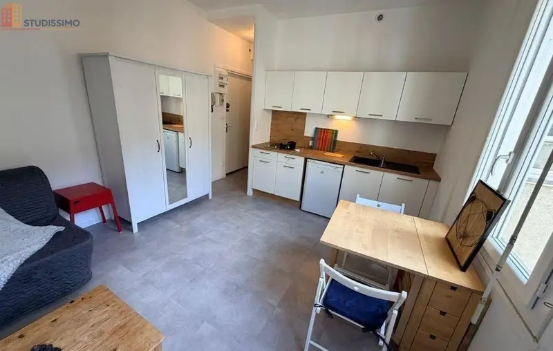 Studio meublé 21m² Saint-Étienne 42 - Meublé, DPE D - Photo 9