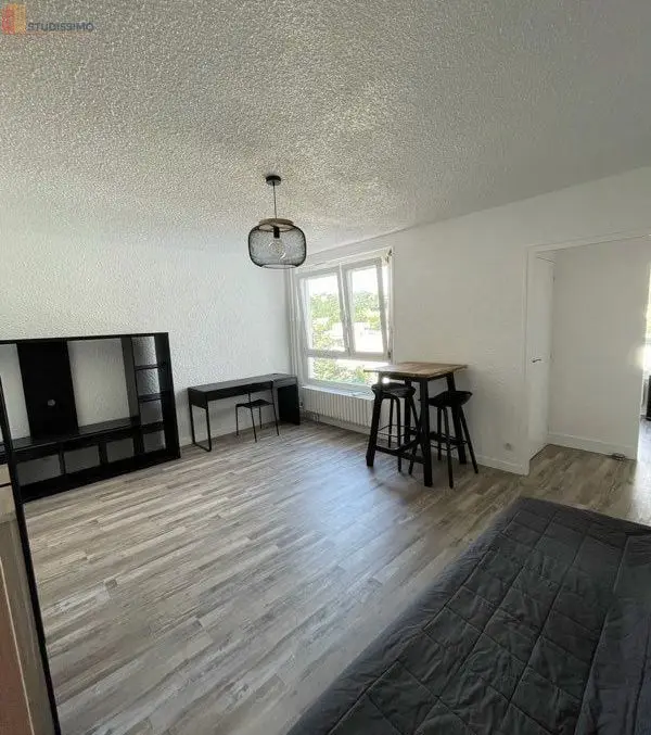 Studio meublé 32m² Saint-Étienne - 4e étage, ascenseur et cave - Photo 13