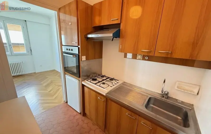 Studio 30m² Saint-Étienne 42000 - Étage 3, DPE D - Photo 26