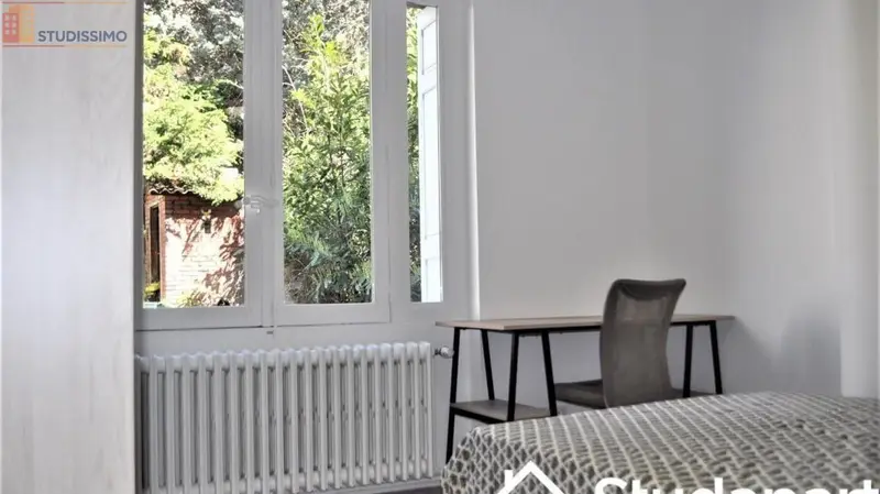 Studio meublé 10m² Saint-Étienne 42100 - Meublé, DPE D - Photo 1
