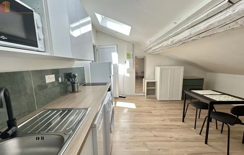 Studio meublé 18m² Saint-Étienne 42000 - Meublé, 2e étage - Photo 11