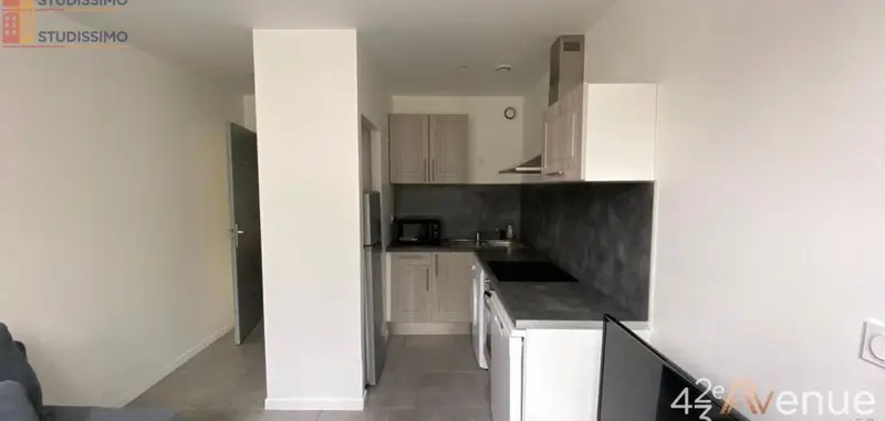 Studio meublé 23m² Saint-Étienne 42000 - Meublé, 1er étage - Photo 5