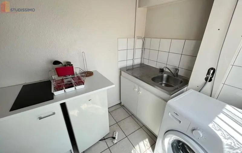 Studio meublé 25m² Saint-Étienne 42000 - Meublé, 3e étage - Photo 5