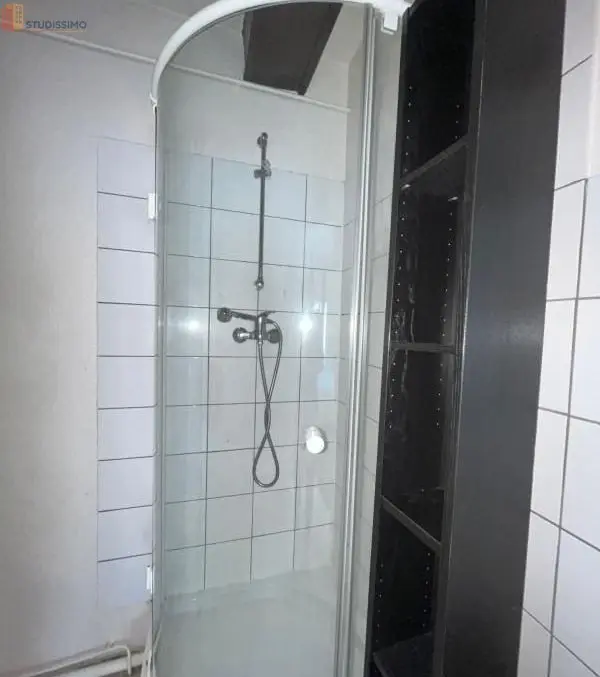 Studio meublé 25m² Saint-Étienne 42000 - Meublé, 3e étage - Photo 2