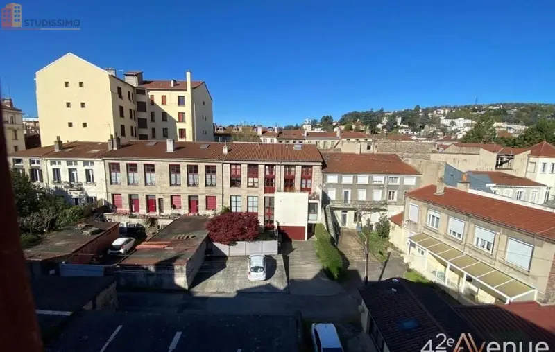 Studio 27m² Saint-Étienne 42000 - Meublé, dernier étage - Photo 1