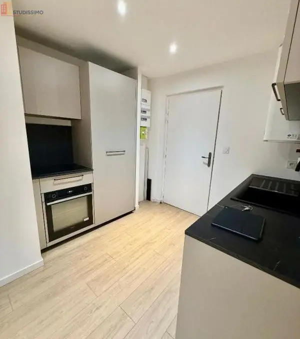 Studio 26m² Saint-Étienne 42000 - CPE C, 2e étage - Photo 4
