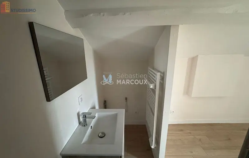 Studio 28m² Savigneux - Étage 2, DPE D - Photo 8