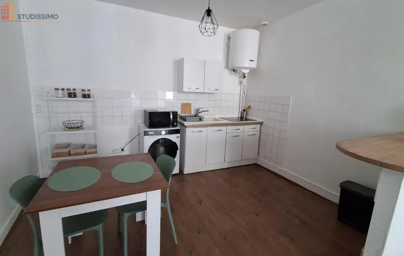 Studio meublé 37m² Saint-Étienne - Meublé, 2e étage - Photo 9
