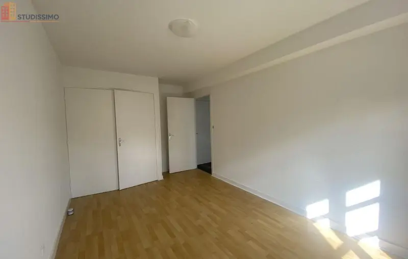 Studio 32m² Montbrison - étage 2 - Photo 2