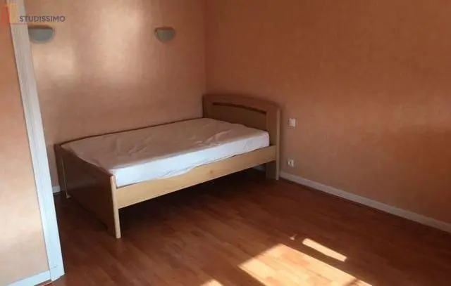 Studio 35m² Roanne 42300 - Dernier étage, lumineux - Photo 3