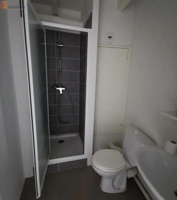 Studio 22m² Saint-Étienne 42100 - Photo 6