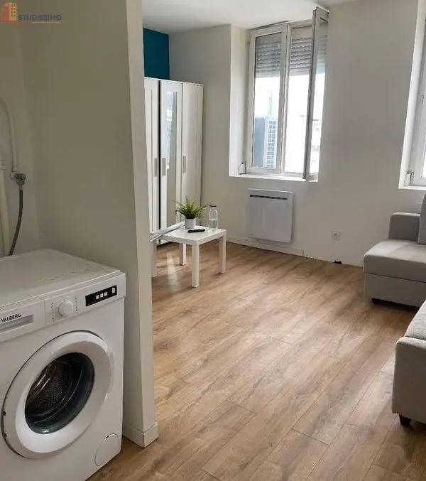 Studio 24m² Saint-Étienne - Lumineux, au 1er étage - Photo 13