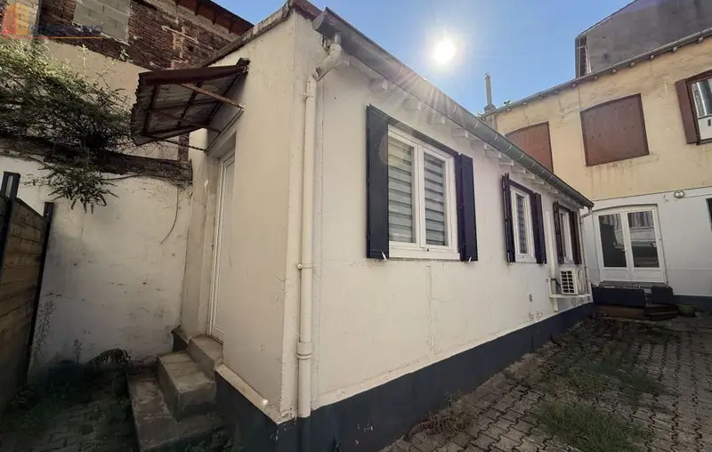 Studio meublé 26m² Saint-Étienne - Meublé, DPE D - Photo 2