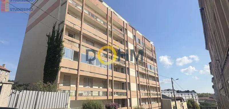 Studio 32m² Saint-Étienne 42000 - Meublé, 1er étage - Photo 25