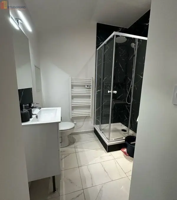 Studio meublé 21m² Saint-Étienne centre - Lumineux, proche Place Carnot - Photo 4