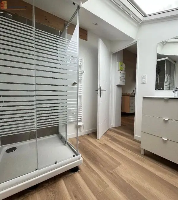 Studio meublé 21m² Saint-Étienne - Lumineux, 3e étage - Photo 1