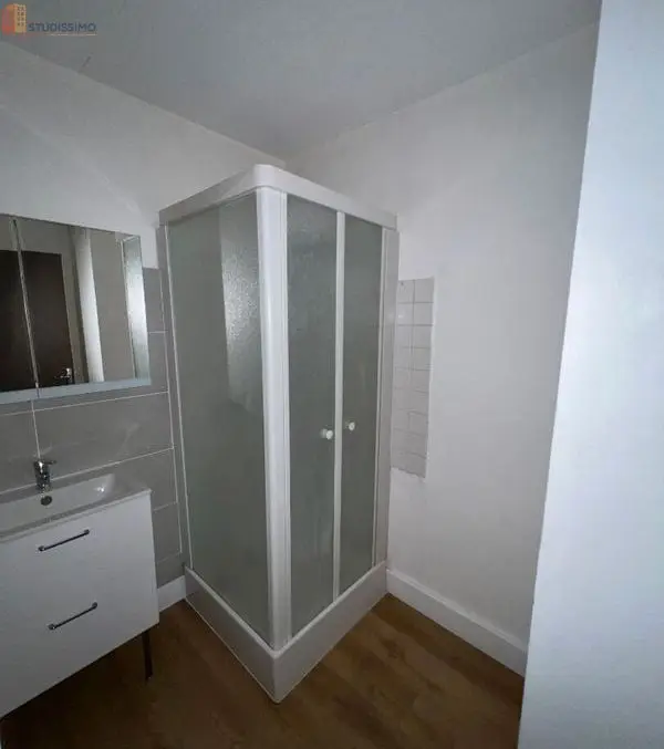 Studio 32m² Roanne 42300 - Photo 1