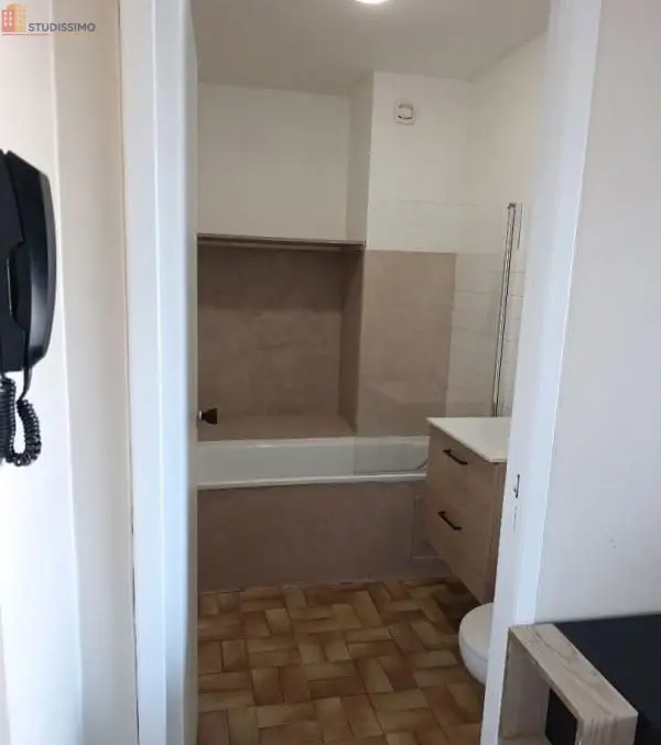 Studio 37m² Saint-Étienne 42100 - Photo 3