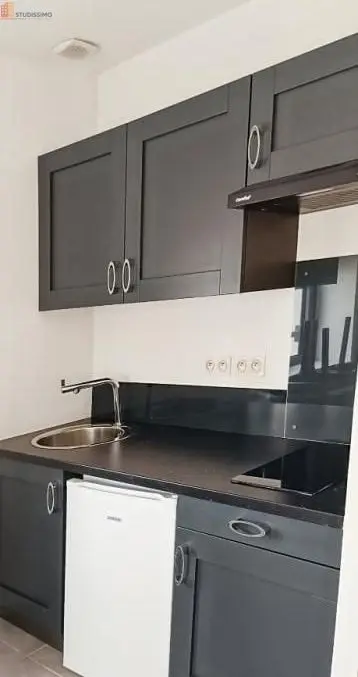 Studio 23m² Saint-Étienne 42100 - Meublé, DPE D - Photo 11