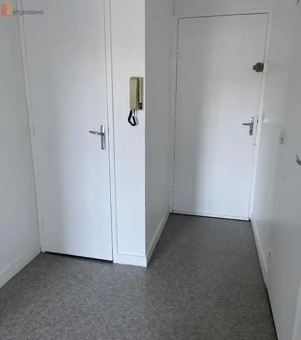 Studio 30m² Saint-Étienne 42000 - Étage 2 - Photo 3