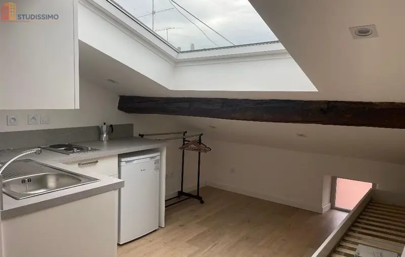 Studio meublé 12m² Saint-Étienne 42000 - Meublé, 4e étage - Photo 7
