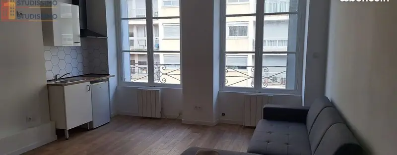 Studio meublé 28m² Saint-Étienne - Meublé, 2e étage - Photo 3