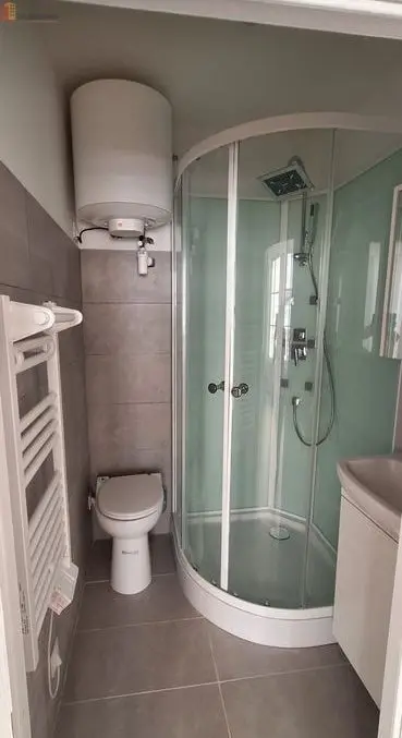 Studio meublé 28m² Saint-Étienne - Meublé, 2e étage - Photo 2