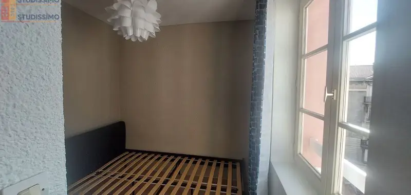 Studio 20m² Saint-Étienne 42100 - Meublé, 1er étage - Photo 1