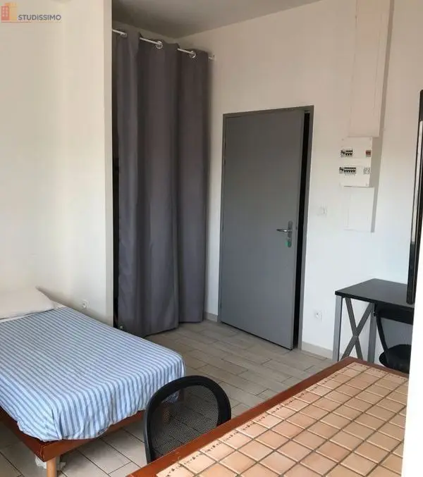 Studio 22m² Roanne - Meublé, DPE D - Photo 5