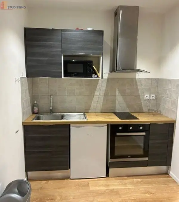 Studio 30m² Saint-Étienne 42100 - Meublé, refait à neuf - Photo 4