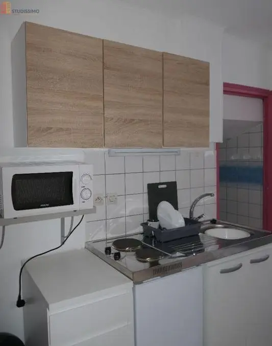 Studio meublé 12m² Saint-Étienne 42000 - Meublé, 1er étage - Photo 17