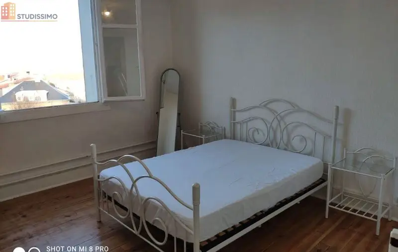 Studio meublé 43m² Saint-Étienne centre - Lumineux, 4e étage - Photo 8