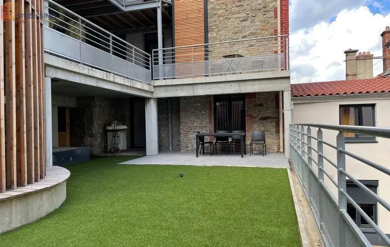 Studio meublé 25m² Saint-Étienne 42000 - Grande terrasse, lumineux - Photo 2