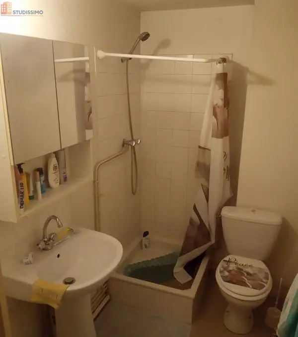 Studio 32m² Saint-Étienne 42100 - Proche centre et tram - Photo 2
