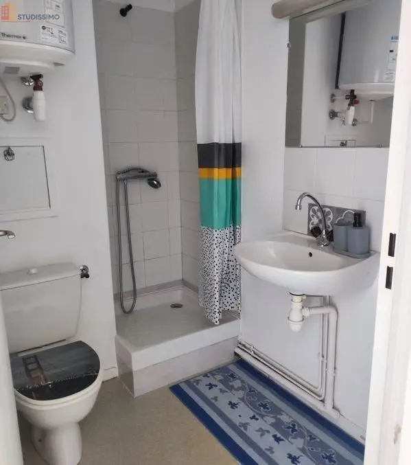 Studio 30m² Saint-Étienne 42100 - Lumineux, meublé - Photo 2