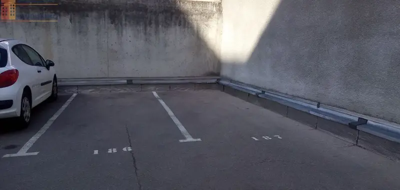 Studio meublé 20m² Saint-Étienne 42100 - Parking sécurisé, proche université - Photo 2