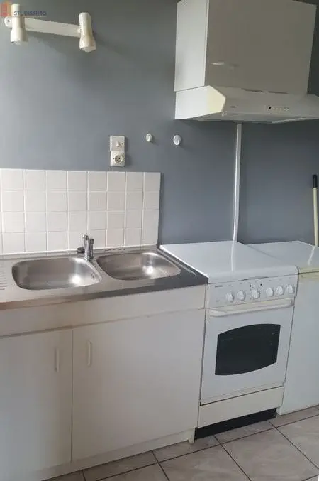 Studio meublé 25m² Saint-Étienne 42100 - Meublé, 1er étage - Photo 1