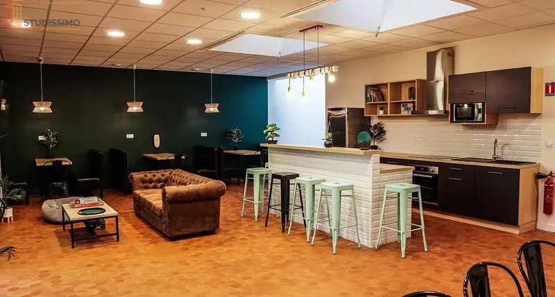 Studio 16m² Saint-Étienne 42000 - Meublé, en résidence étudiante - Photo 2