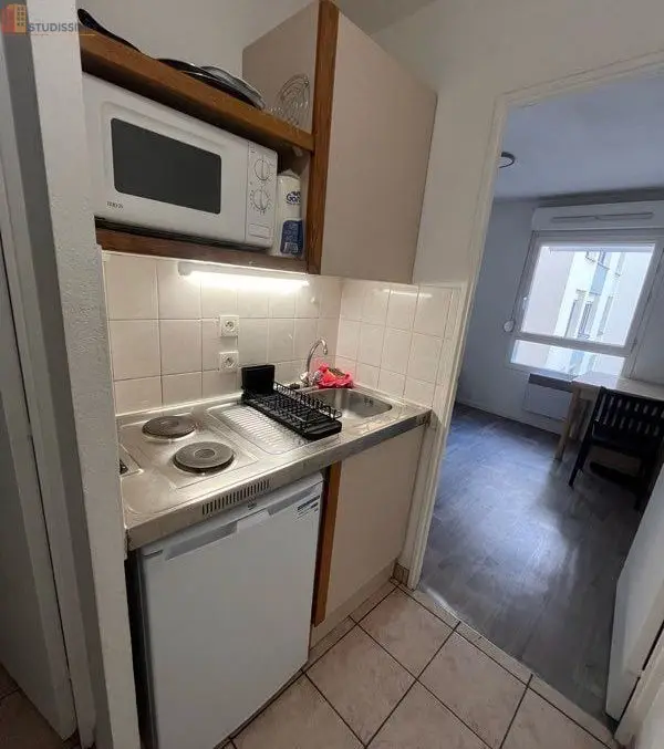 Studio 18m² Saint-Étienne 42100 - Meublé, lumineux - Photo 1