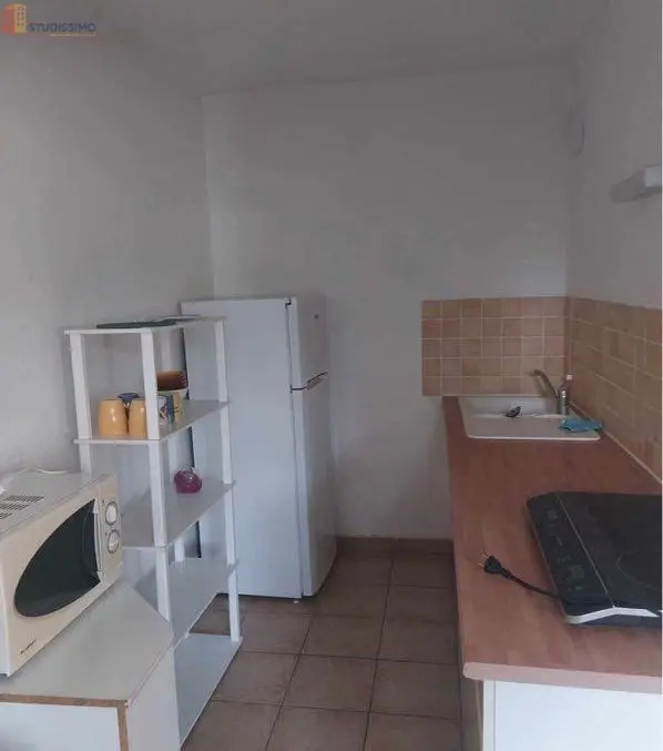 Studio meublé 30m² Saint-Étienne 42100 - Meublé, parking - Photo 1