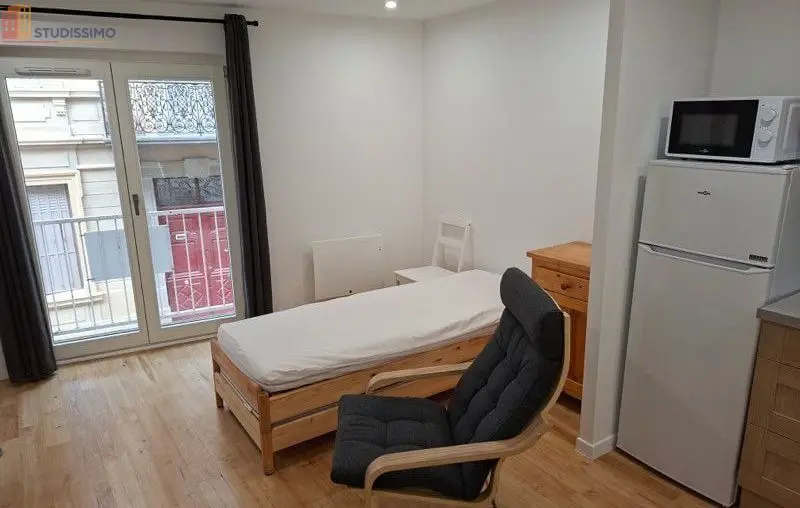 Studio meublé 22m² Montbrison centre - Meublé, lumineux - Photo 6